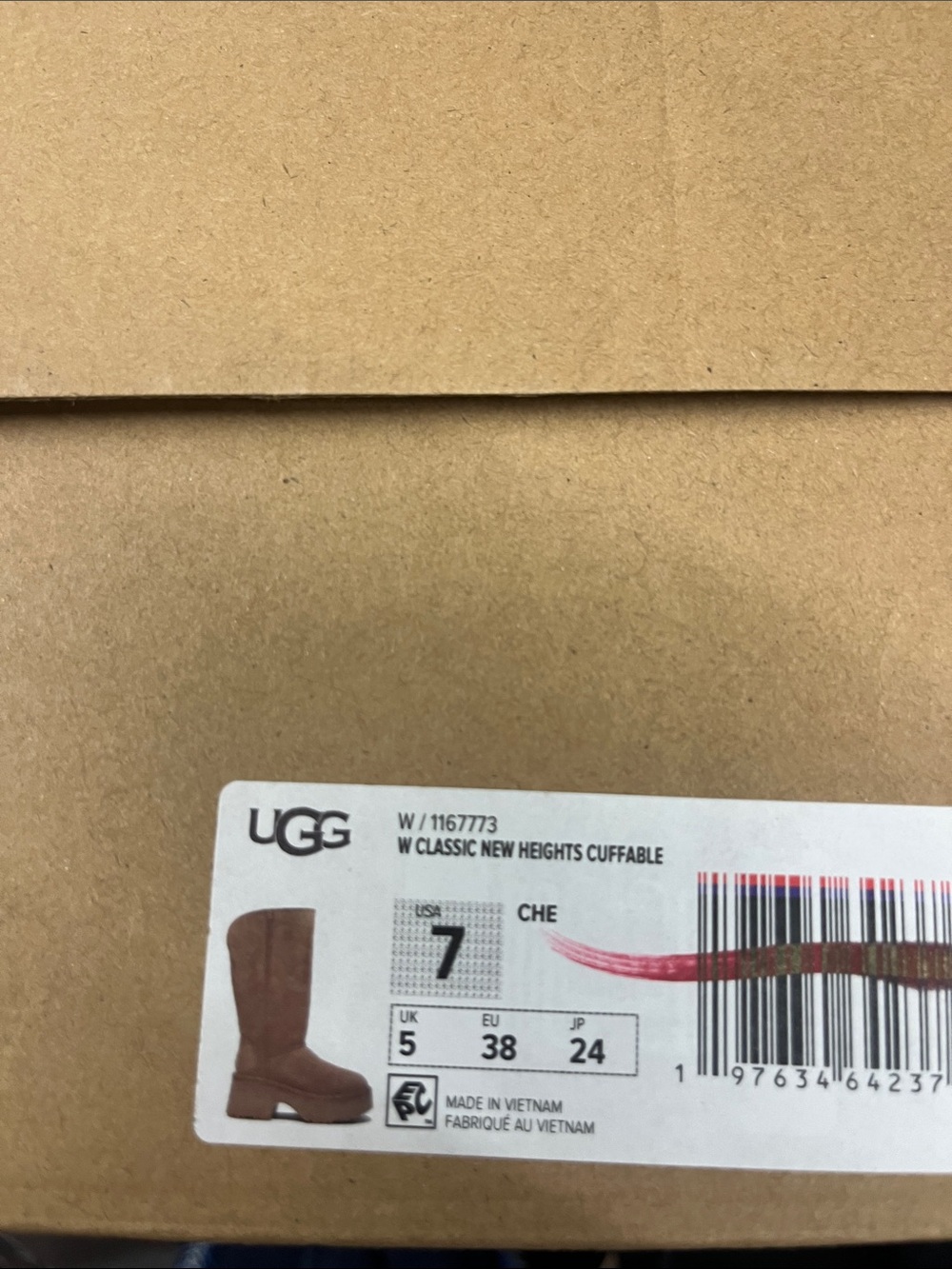 UGG CLASSIC NEW HEIGHTS CUFFABLE - Picture 6 of 6